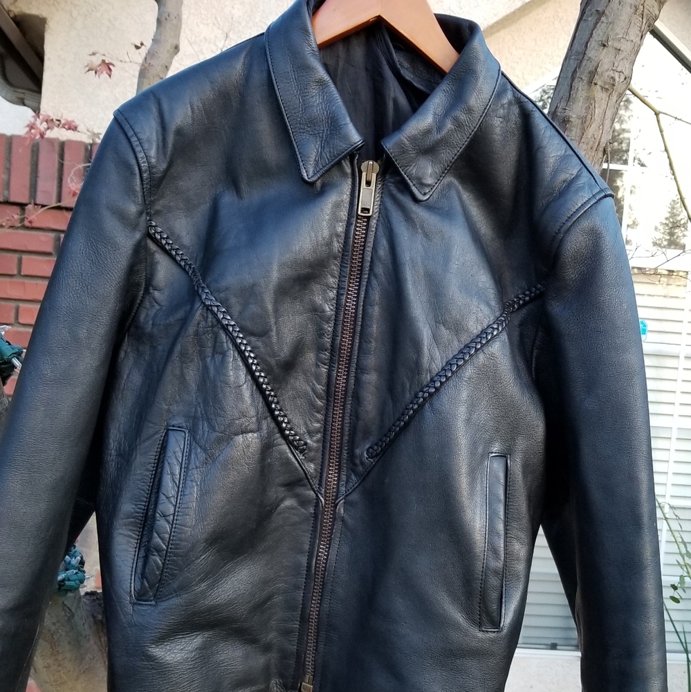 Beautiful blk leather jacket
